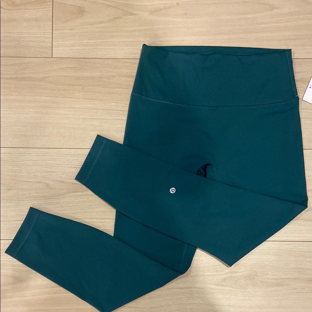 86•lululemon Wunder Train No Line  High-Rise Tight 25”